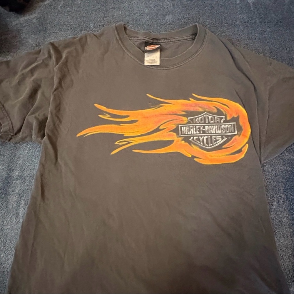Harley-Davidson Charcoal Tee with Orange Flame Graphic(vintage)